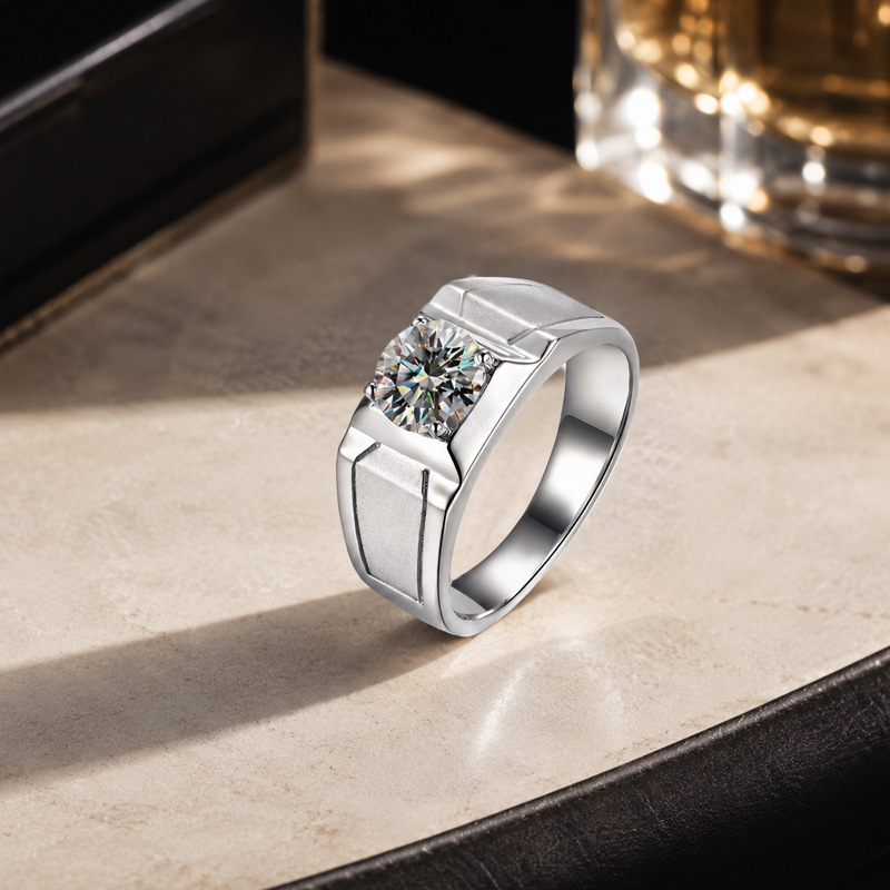 Popularny pierścionek ze srebr – Moissanite Engagement Ring 1 Carat recenzja i cena