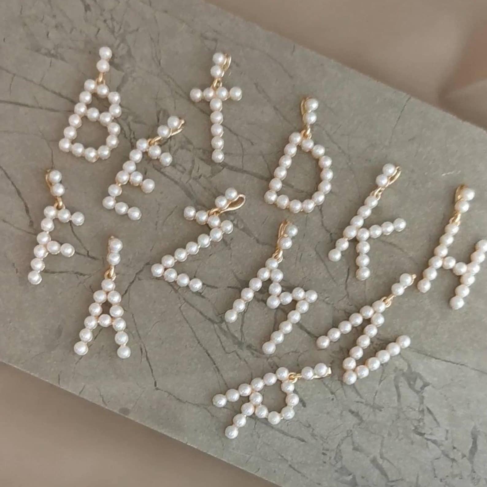 Perłowy naszyjnik z inicjałami – Custom Name Necklace Stainless Steel recenzja i cena