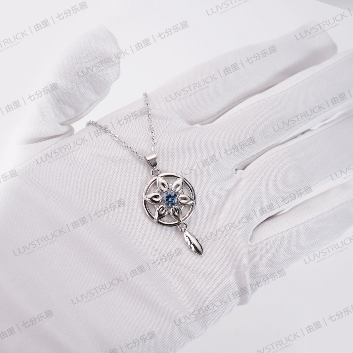 Naszyjnik z zawieszką w kształ – Anime Pendant Necklace recenzja i cena