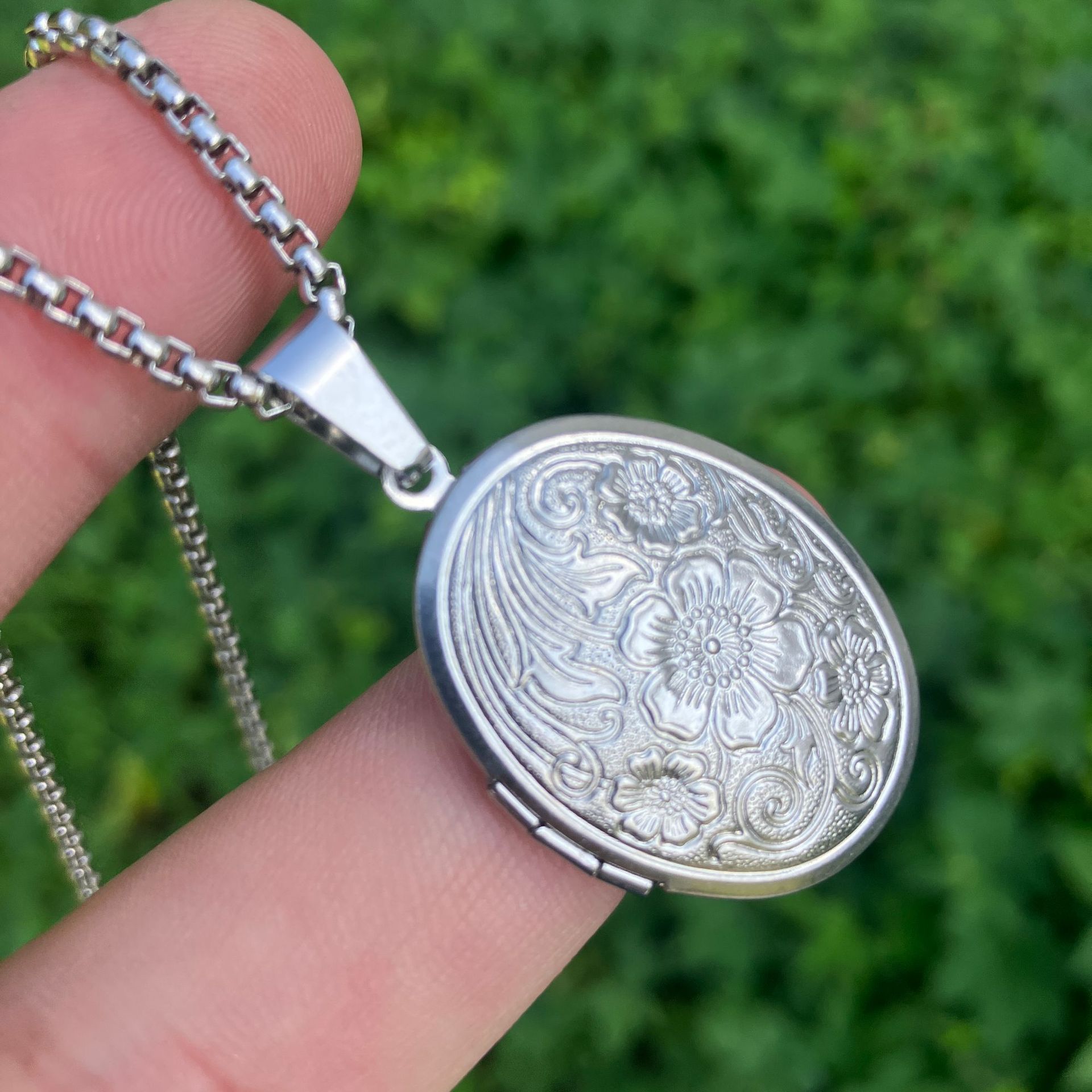 Naszyjniki z zawieszką w kszta – Heart Locket Necklace Photo recenzja i cena