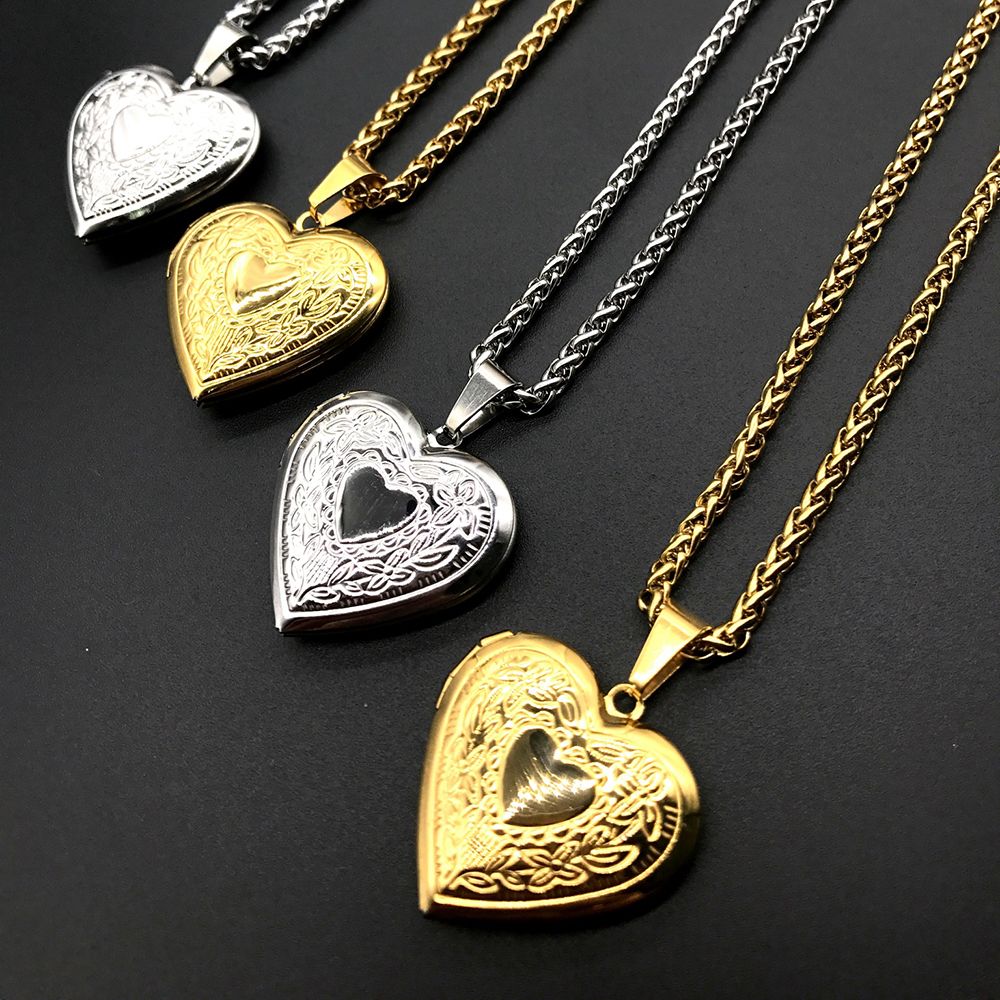 Modny obraz fotograficzny Nasz – Heart Locket Necklace Photo recenzja i cena